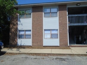 Building Photo - 5901 Labonte Dr