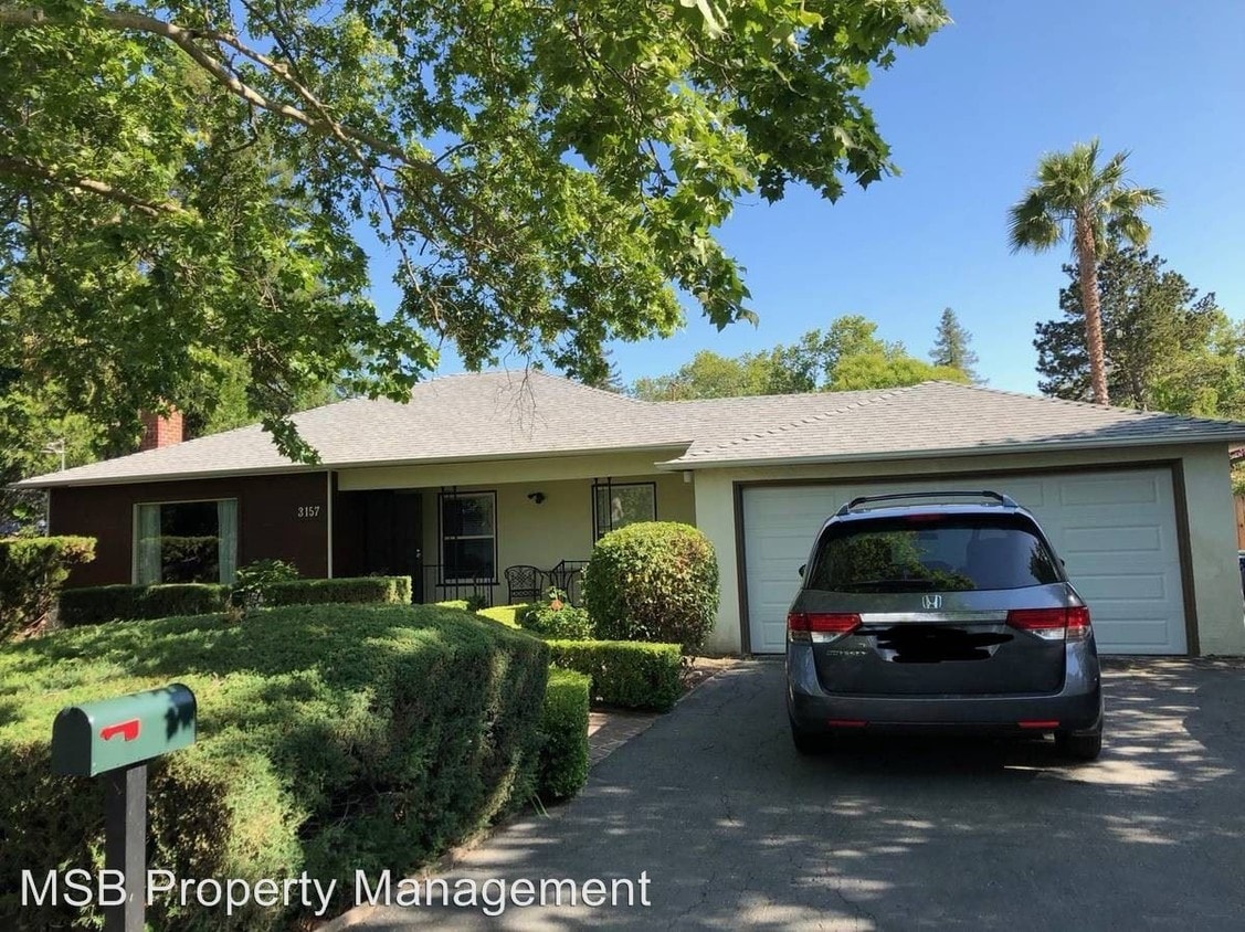 Primary Photo - 3 br, 1 bath House - 3157 Rogers Ave