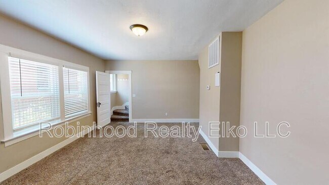 Foto del edificio - 770 Juniper St