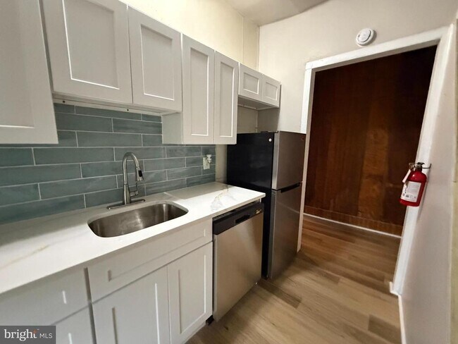 Foto del edificio - 1 Breakneck Rd