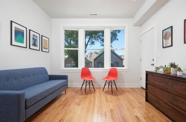 Foto del edificio - 2631 W Luther St