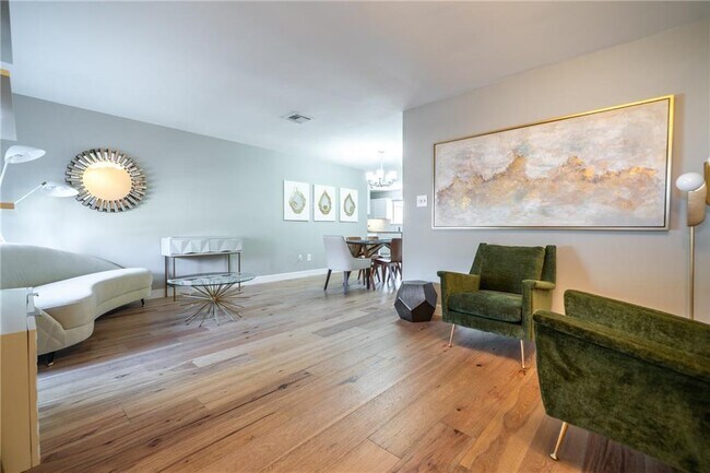 Foto del edificio - 2303 Preston Trails Cove