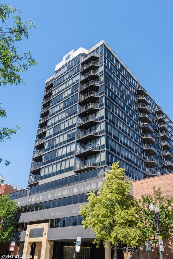 Foto principal - 1309 N Wells St
