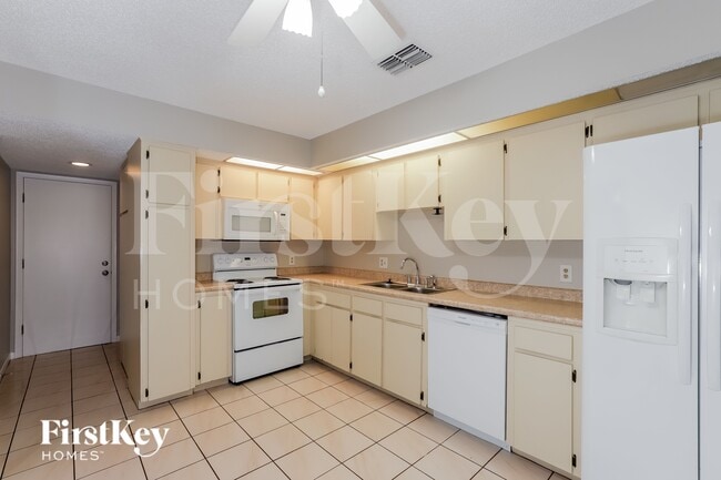 Foto del edificio - 4030 Cypress Landing E