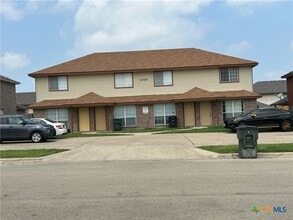 Building Photo - 4409 Jeff Scott Dr