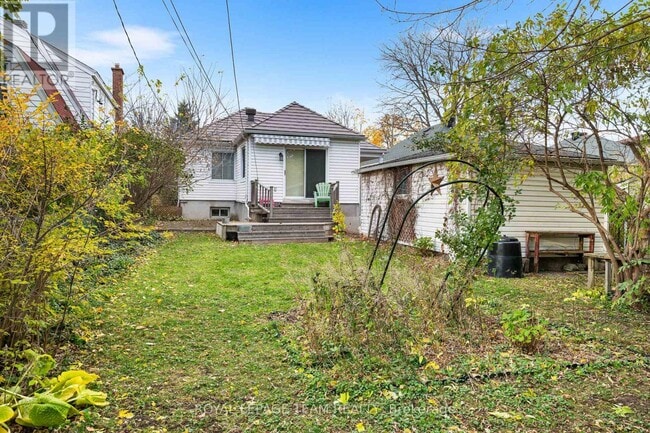 Building Photo - 166 Mulvihill Ave