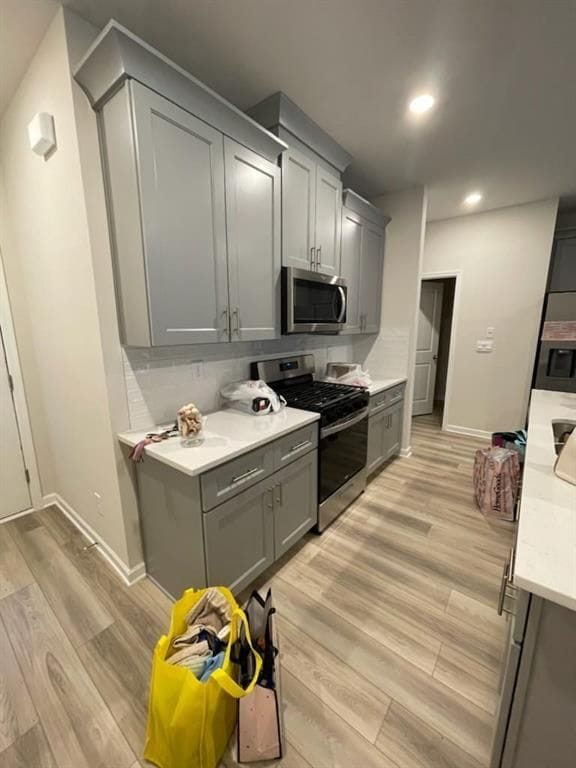 Foto del edificio - 108 Cedar Ln