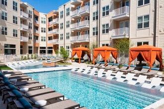 Building Photo - Isaac Apartments