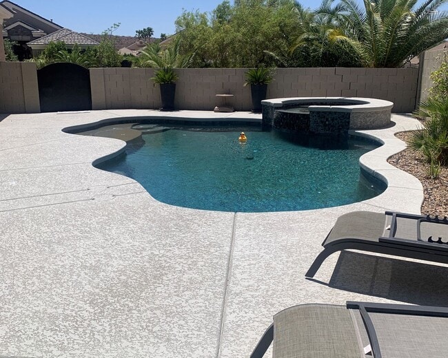 Building Photo - Beautifully Upgraded Single-Story Home in Coventry at Anthem!