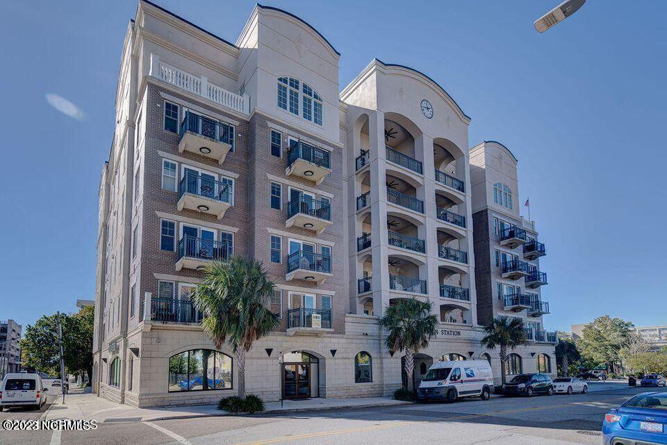 124 Walnut St Unit 203, Wilmington, NC 28401 Condo for Rent in