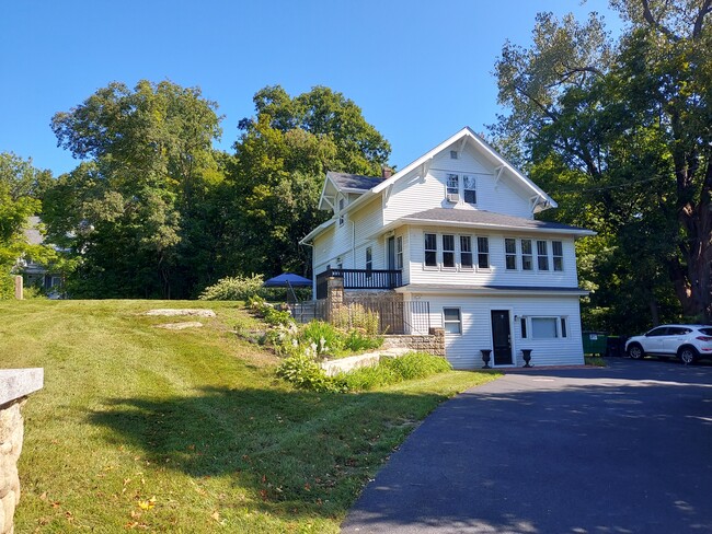 Front lawn - driveway - 32 Boston Rd