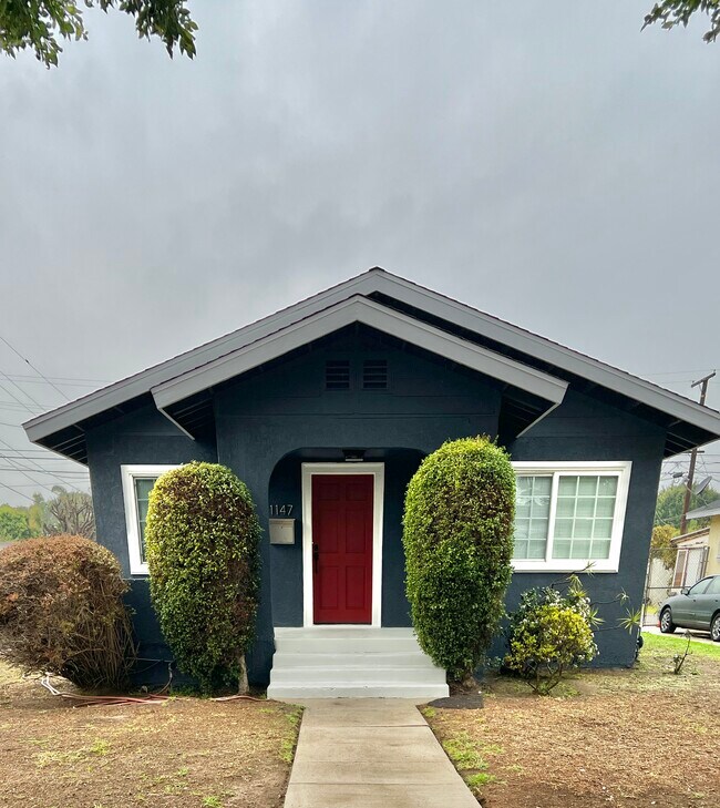Building Photo - 1147 S Eucalyptus Ave