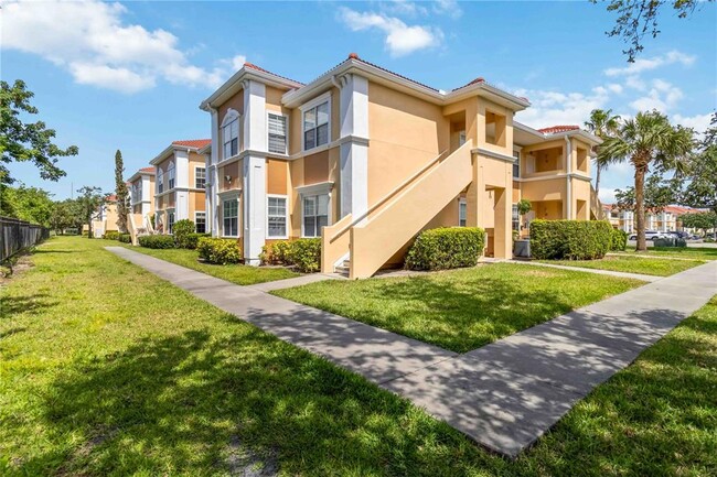 Building Photo - 1010 Villagio Cir