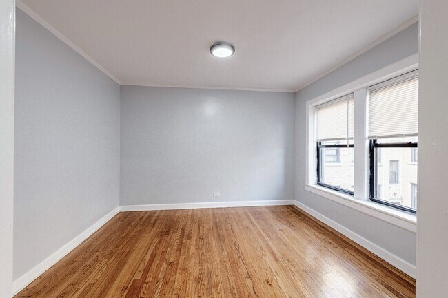Foto del edificio - 7331 N Honore St