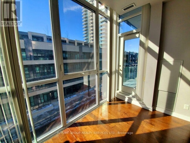 Photo du bâtiment - 4065-4065 Brickstone Mews