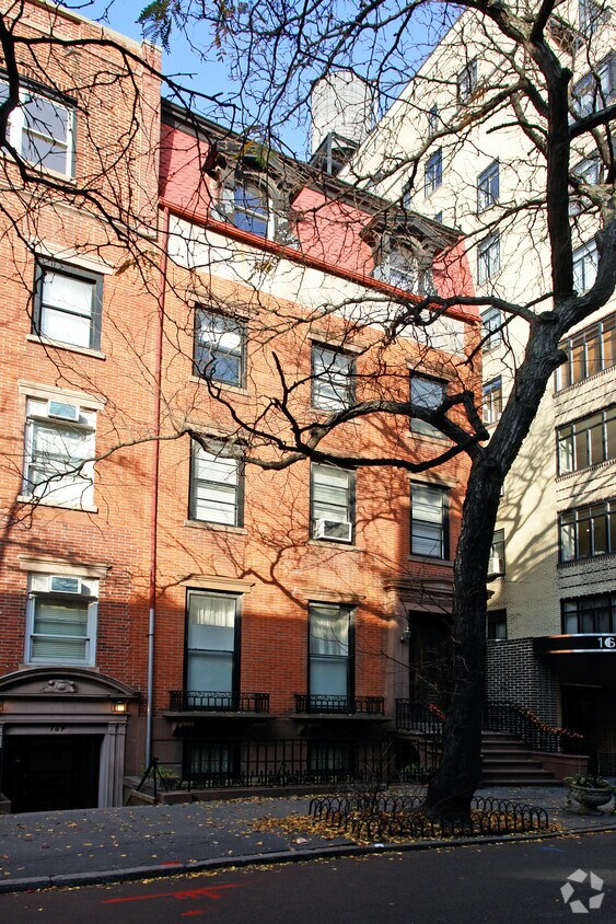 Foto principal - 162 Columbia Hts