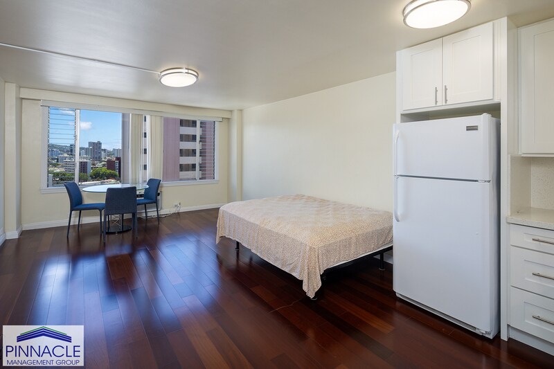 Foto principal - 747 Amana St