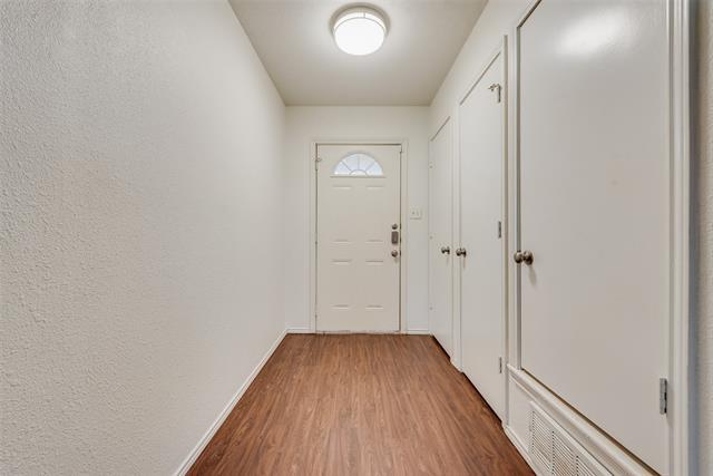 Foto del edificio - 516 Roberts Dr