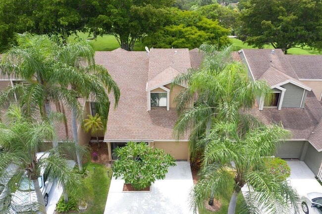 Foto del edificio - 22342 Thousand Pines Ln