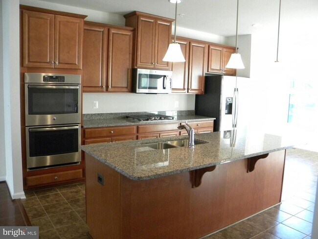 Building Photo - 22326 Tees Terrace