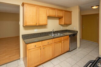 1x1 kitchen - Gateway Commons