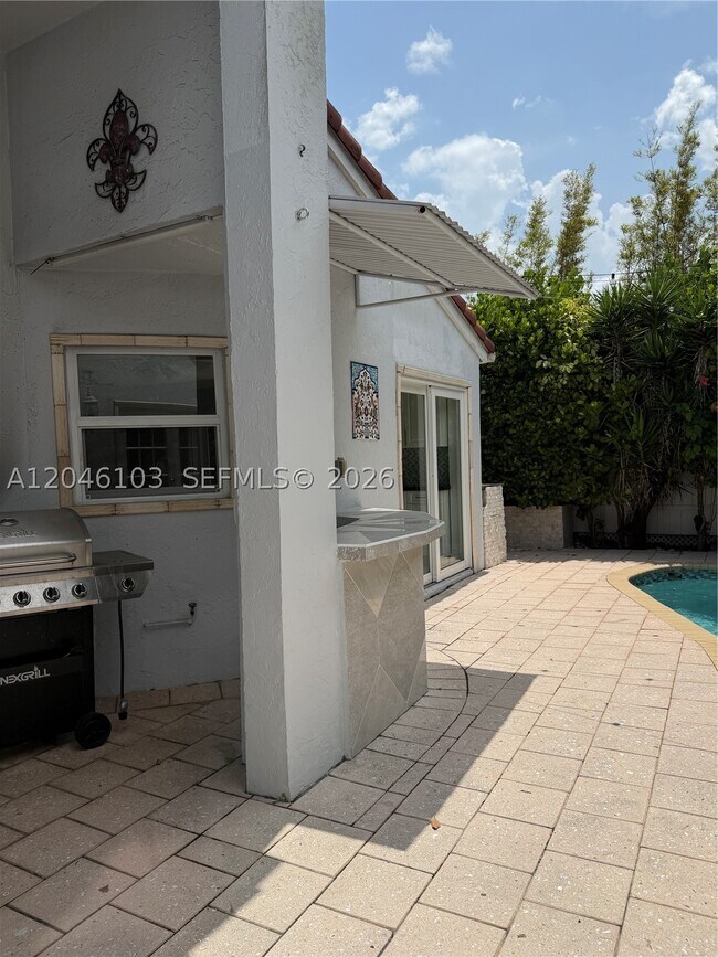 Foto del edificio - 616 SW 88th Pl E