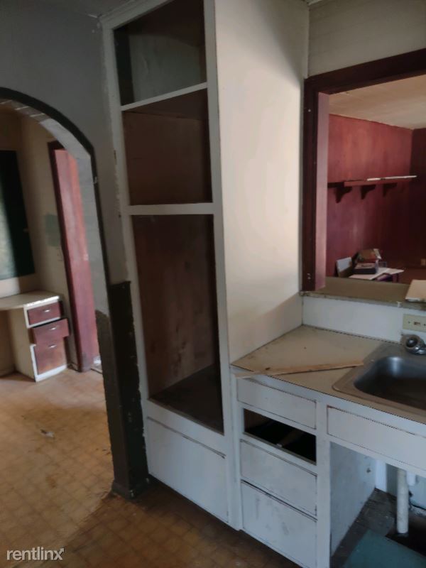 Building Photo - 3 br, 1 bath House - 716 Blackworth St 1 U...