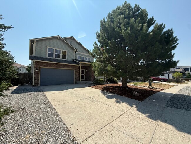 Building Photo - 2409 Capital Dr