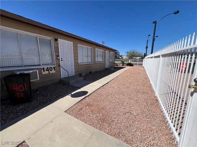 Building Photo - 1401 S Casino Center Blvd