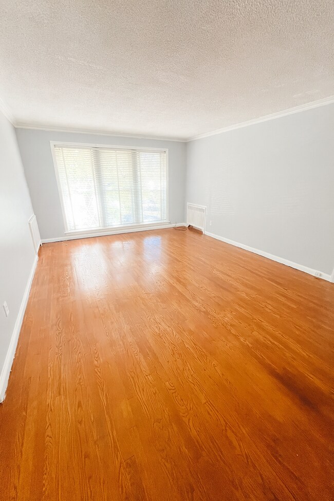 Foto del edificio - 8241 Delmar Blvd