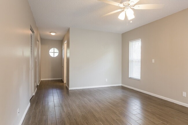 Foto del edificio - 4557 NW 51st St