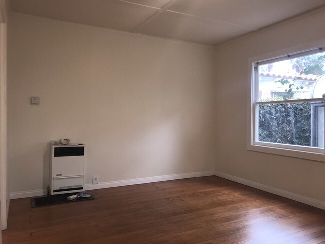 Foto del edificio - 3046 E Vista St