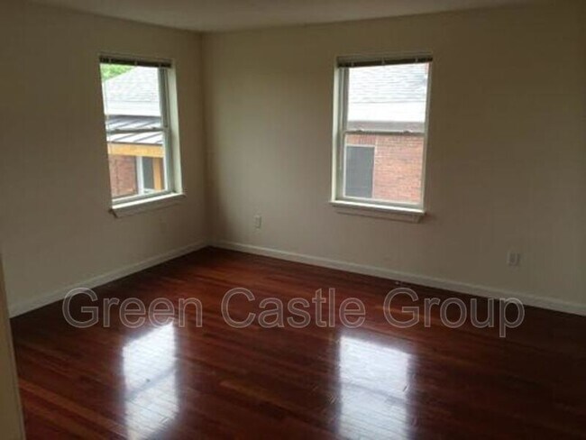 Foto del edificio - 323-325 College Street, Unit 5