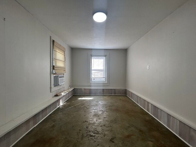 Photo - 1101 S Washington Ave Apartment