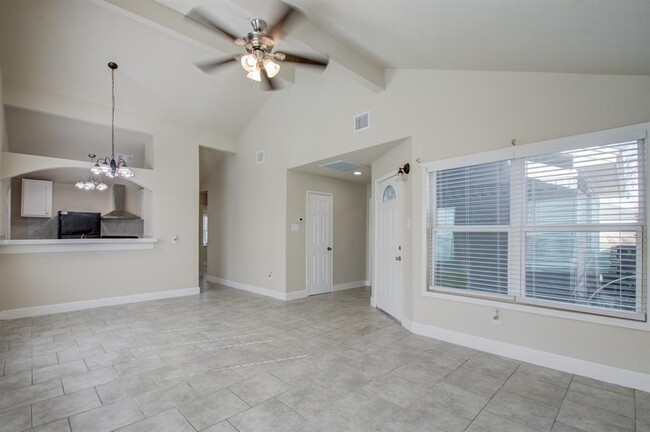 Building Photo - 13502 Townwood Dr