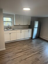 Building Photo - 19-21-21 Penrose Ave