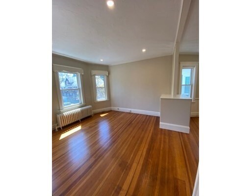 Foto del edificio - 46 Houston Ave