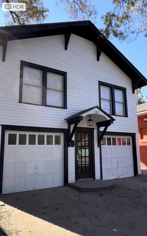 Foto del edificio - 107 W Elm Ave