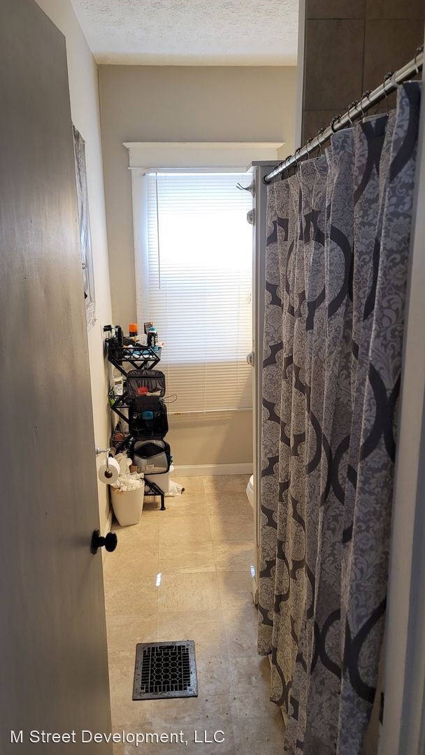 Foto del edificio - 4 br, 1 bath House - 2802 S. 3rd St