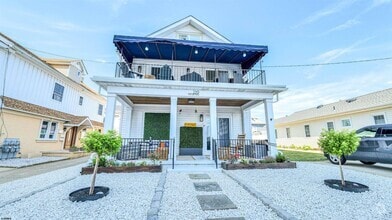 Building Photo - 229 N Derby Ave