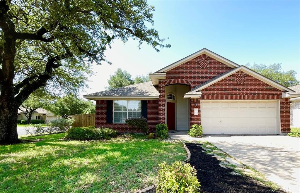 Foto principal - 2325 Clover Ridge Dr