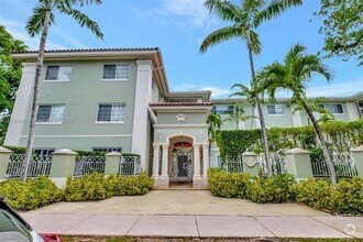 Building Photo - 45 Antilla Ave