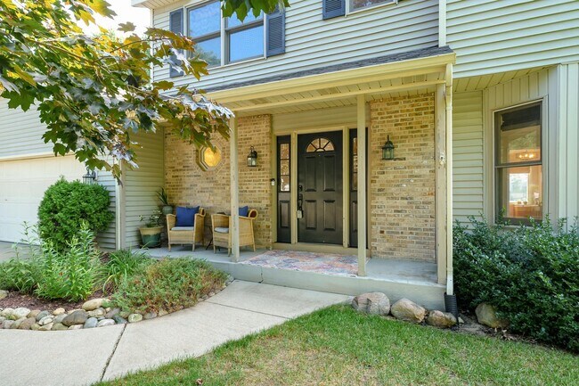 Foto del edificio - 7817 Chippewa St