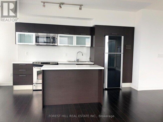 Photo du bâtiment - 386 Yonge St