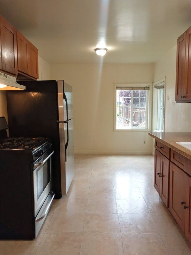 Foto del edificio - LAUR62-64