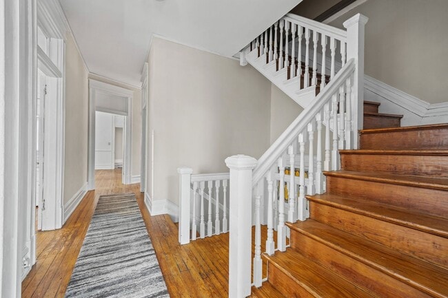 Foto del edificio - 2713 W Grace St