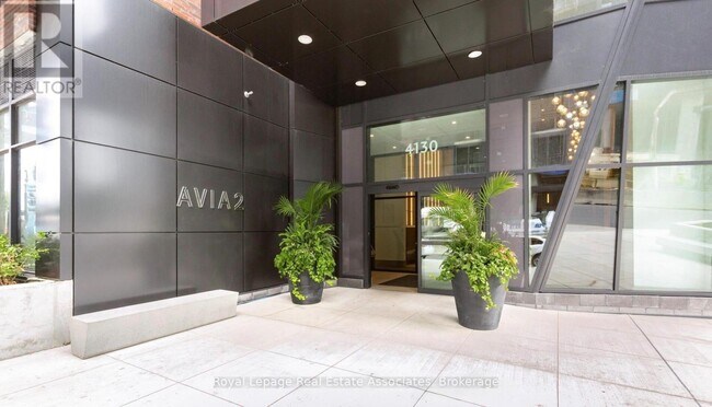 Building Photo - 4130-4130 Parkside Village Dr