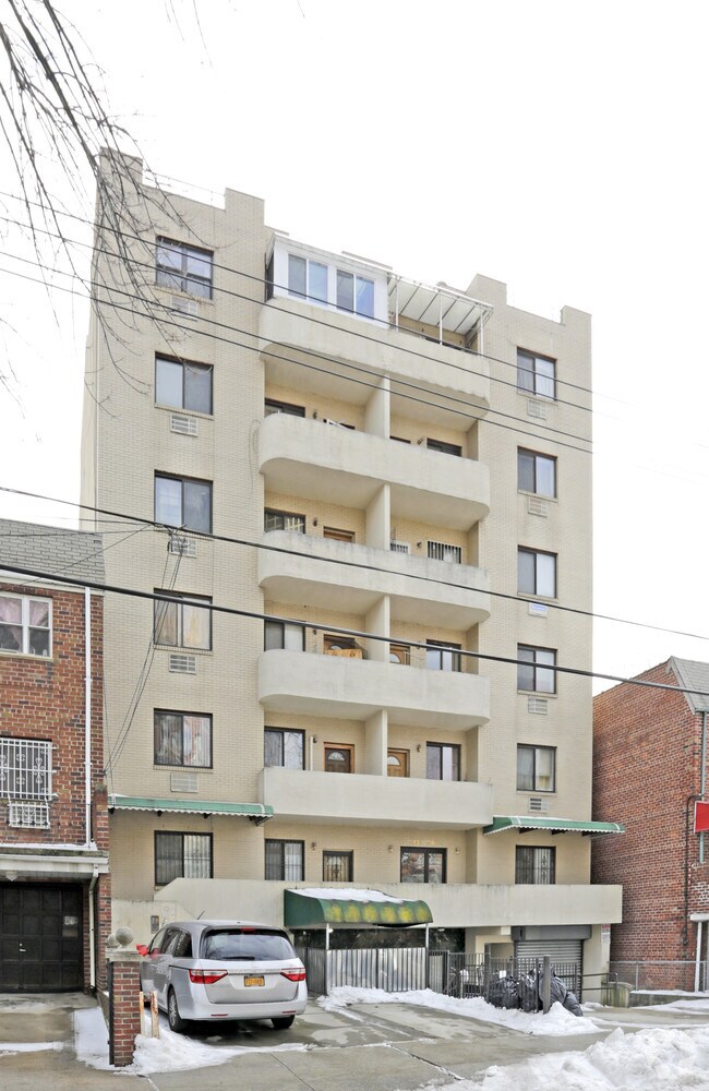 Primary Photo - 13338 Avery Ave