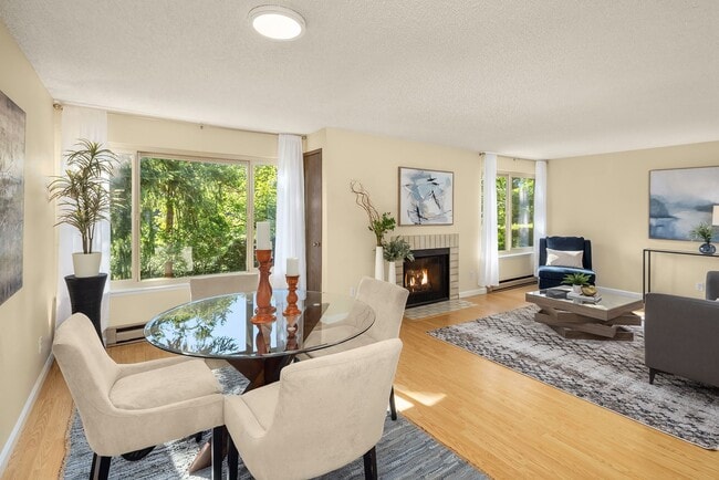 Photo - Spacious 2 bed, 1.25 bath, convenient loca... Apartment