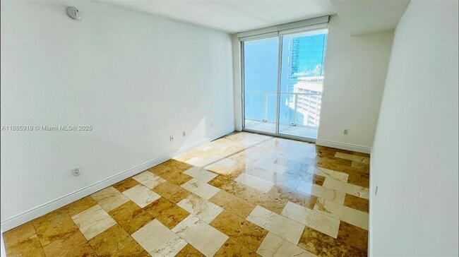 Foto del edificio - 218 SE 14th St